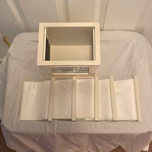 Brand New Hallmark Signature Wedding Photo Storage Box - Picture 6 of 8